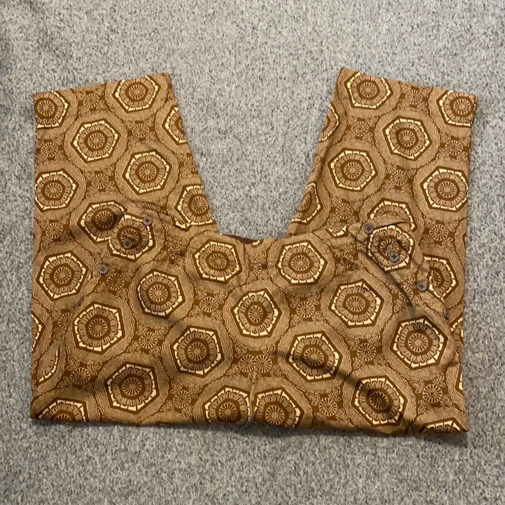 Liz Claiborne Michaela Brown Capri with Geometric Print